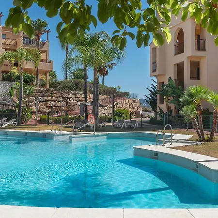Apartament Premium 2br With Beautiful Terrace & Sea Views *