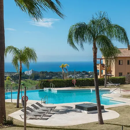 Premium 2br With Beautiful Terrace & Sea Views Apartament *